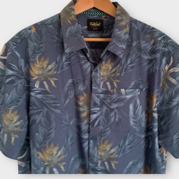 FarWest Short Sleeve Button Down Hawaiian Shirt - Picture 2 of 5